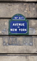 France, Ile de France, Paris, Typical Parisian street sign on old building wall with the Avenue de New York street name written on it.