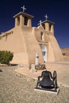 USA, New Mexico, Taos, Church of San Francisco de Asis.
