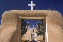 USA, New Mexico, Taos, Church of San Francisco de Asis.