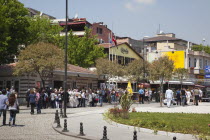 Turkey, Istanbul, Sultanahmet, Yerebatan Sarnici, tourists queued at the entrance of the Basilica Cistern,