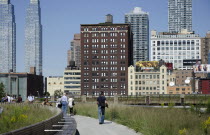 USA, New York, Manhatta, West Side, the Highline Park approaching the end at 30th Street.
