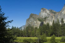 USA, California, Yosemite, View of mountains from Merced River.