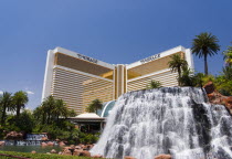 USA, Nevada, Las Vegas, The Mirage Hotel and volcano.