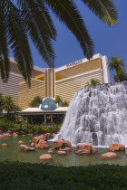 USA, Nevada, Las Vegas, The Mirage Hotel and volcano.