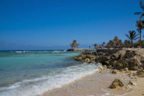 Mexico, Quintana Roo, Puerto Aventuras, View along beach.