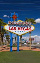 USA, Nevada, Las Vegas, famous Welcome to Las Vegas sign. 