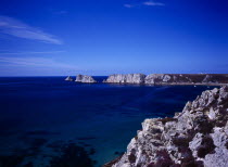 France, Bretagne, Crozon Peninsula, Pointe de Penhir. seacliffs and offshore islets.