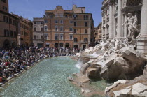 Italy, Lazio, Rome, Piazza di Trevi, the baroque Trevi Fountain by Nicola Salvi 1762 against the Palazzo Poli .