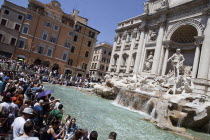 Italy, Lazio, Rome, Piazza di Trevi, the baroque Trevi Fountain by Nicola Salvi 1762 against the Palazzo Poli .