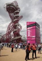 England, London, Stratford Olympic Park, View of the ArcelorMittal Orbit designed by Anish Kapoor and Cecil Balmond.