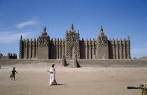 Mali, Djenne, Exterior of the Mosque, constructed from mud.