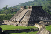 Mexico, Veracruz, Papantla, El Tajin archaeological site, Ruins of Monument 5 pyramid.