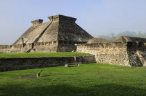 Mexico, Veracruz, Papantla, El Tajin archaeological site, Monument 5 pyramid.
