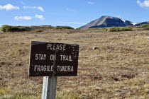 USA, Colorado, Sign on a mountain top near Aspen.