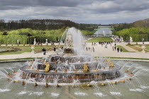 France, Ile de France, Versailles, Latona Fountain and view of the gardens.