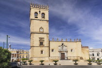 Spain, Extremadura, Badajoz, Exterior of the Catedral de San Juan Bautista in Plaza Espana.