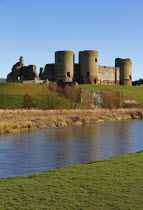 Wales, Denbighshire, Rhuddlan Castle overlooking the river Clwyd, built in 1277 by King Edward 1 following the first Welsh war.