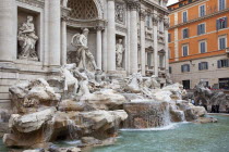 Italy, Lazio, Rome, Trevi fountain in Piazza de Trevi.