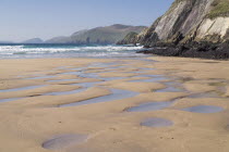 Ireland, County Kerry, Dingle Peninsula, Coumeenole Beach at Slea Head.