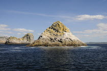 France, Brittany, Les Tas de Pois, Pile of Peas, islets off the Pointe de Pen-Hir on the Presqu'ile de Crozon.