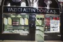 Turkey, Istanbul, Fatih, Sultanahmet, Kapalicarsi, Gold shop displaying prices of precious metals in the Grand Bazaar.