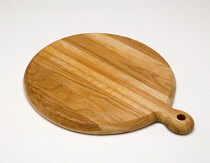 Food, Cooking, Preparation, Circular wooden pizza board with a handle on a white background.