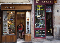 Spain, Catalonia, Barcelona, Caboclo hand made shoes shop in the narrow streets of the Gothic Quarter.
