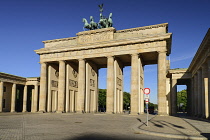 Germany, Berlin, Brandenburg Gate from the east side.