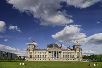 Germany, Berlin, Exterior front view of the Reichstag building which is the seat of the German Parliament designed by Paul Wallot 1884-1894 with glass dome by Sir Norman Foster added during later reco...