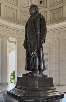 USA, Washington DC, National Mall, Thomas Jefferson Memorial, Bronze statue of the former President inside the building.