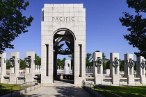 USA, Washington DC, National Mall, National World War 2 Memorial, Southern Triumphal Arch.