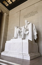USA, Washington DC, National Mall, Lincoln Memorial, Statue of Abraham Lincoln,  Angular view of the statue from the right.