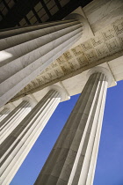 USA, Washington DC, National Mall, Lincoln Memorial, Close up of the Doric columns of the peristyle surrounding the memorial.