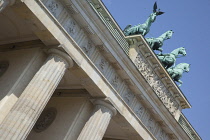Germany, Berlin, Mitte, Brandenburg Gate in Pariser Platz.
