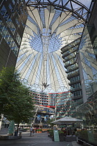 Germany, Berlin, Mitte, Potsdamer Platz, The Sony Centre interior with steel and glass canopy roof designed by Helmut Jahn