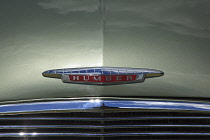 Transport, Cars, Old, Classic car show, Badge on bonnet of green metalic coloured Humber.