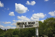 England, West Sussex, Slindon, View of the South Downs with pedestrian sign to Bignor.