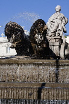 Spain, Madrid, Statue of the goddess Cibeles in Plaza de la Cibeles.
