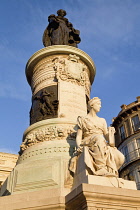 Spain, Madrid, Statue of Queen Mara Isabel de Braganza in front of the Museo del Prado Cason del Buen Retiro.