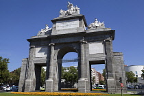 Spain, Madrid, Puerta de Toledo.
