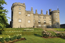 Ireland, County Kilkenny, Kilkenny, Kilkenny Castle with the Rose Garden in the foreground.