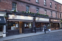 Ireland, Dublin, Temple Bar, Exterior of the Boxty restaurant on Fleet Street.