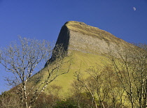 Ireland, County Sligo, View of Ben Bulben mountain from Gortarowey scenic walk.