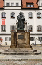 Germany, Saxony Anhalt, Lutherstadt Wittenberg, Marktplatz with its statue of Martin Luther and the Rathaus behind.