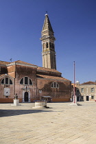 Italy, Veneto, Burano Island, Piazza Baldassarre Galuppi, Chiesa di San Martino.