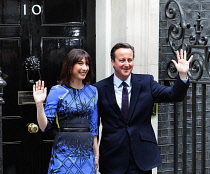 General Election 2015 David and Samantha Cameron on the steps of number ten Downing Street.    Photo Sean Aidan    08/05/15