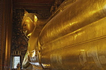 Thailand, Bangkok, Wat Phra Chetuphon, Recling Buddha statue Wat Pho.