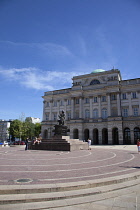 Poland, Warsaw, Old Town, Krakowskie Przedmiescie, Statue of Nicolaus Copernicus outside the Academy of Sciences.