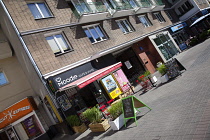 Poland, Warsaw, Chielna, Exterior of Moodie juice bar.