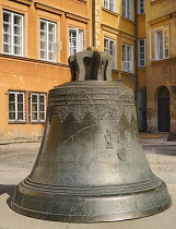 Poland, Warsaw, Old Town, Canon Square, Bronze bell of Warsaw.